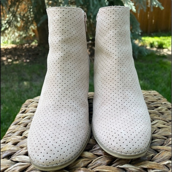 Susina Hannon Perforated Suede Leather Wedge Ankle Bootie in Blush Color - Picture 4 of 7